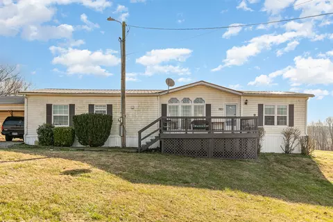 7801 Bob Carr Rd, Cross Plains, TN 37049
