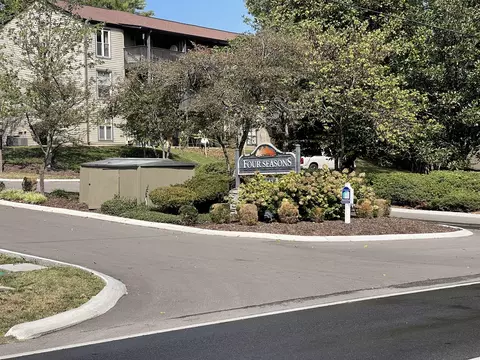 425 Summit Ridge Pl, Nashville, TN 37215