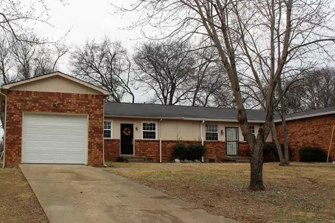 1408 E Cedar Ln, Madison, TN 37115