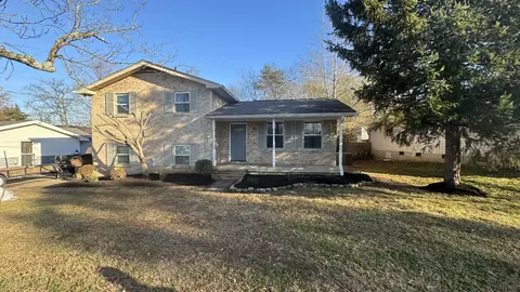 637 Larchwood Dr, Nashville, TN 37214