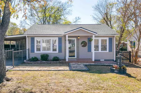 110 Spruce St, Rossville, GA 30741