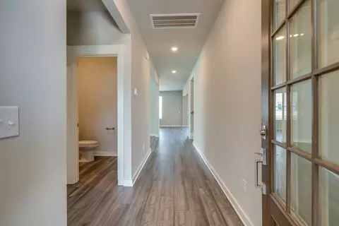 352 Euclid Dr, White House, TN 37188