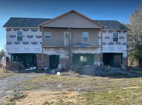 7950 Mcminnville Hwy, Smithville, TN 37166