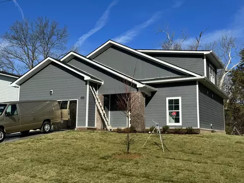 232 Greenwood Dr, La Vergne, TN 37086