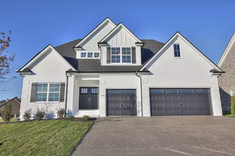 4326 Attleboro Dr, Murfreesboro, TN 37128