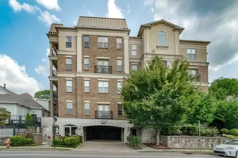 1010 16th Ave S #207, Nashville, TN 37212