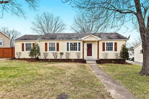 213 Daleview Ave, Gallatin, TN 37066