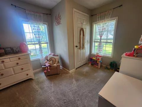Bedroom - 5904 Highway 76 E, Springfield, TN 37172 photo 6 of 7