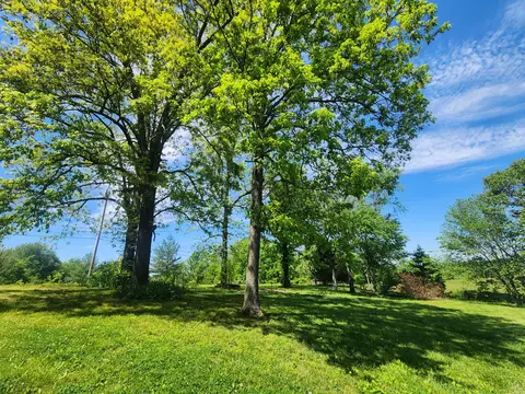 Exterior - 5904 Highway 76 E, Springfield, TN 37172 photo 14 of 22