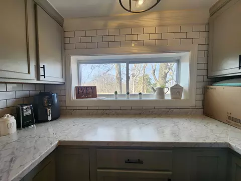 Kitchen - 5904 Highway 76 E, Springfield, TN 37172 photo 1 of 6