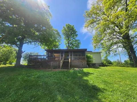 Exterior - 5904 Highway 76 E, Springfield, TN 37172 photo 7 of 22