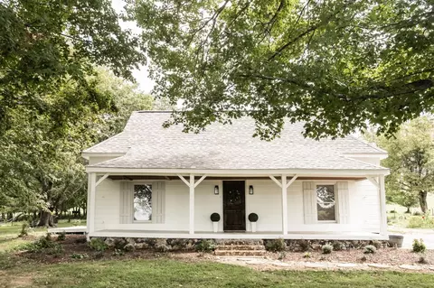 1535 Mooresville Pike, Columbia, TN 38401