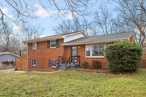 1832 Welcome Ln, Nashville, TN 37216