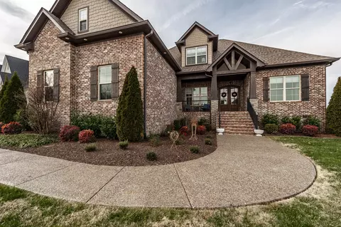 1035 Albatross Way, Gallatin, TN 37066