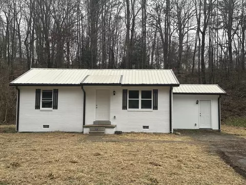 207 Whitley Hollow Rd, Red Boiling Springs, TN 37150