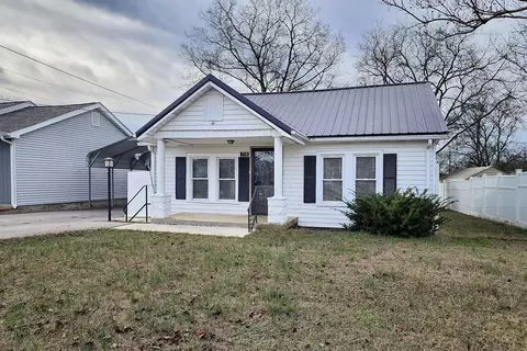 714 Park Ave, Lebanon, TN 37087