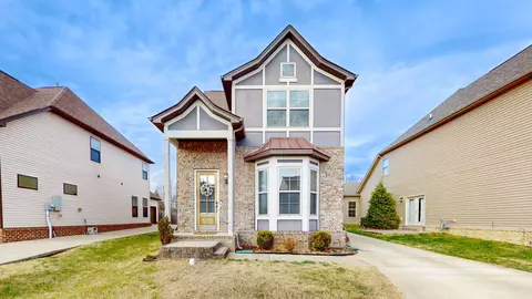 1577 Brockton Ln, Nashville, TN 37221