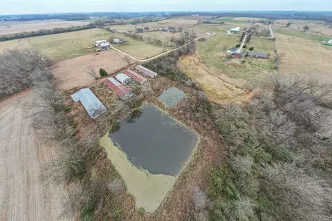 105 Staggs Rd, Ethridge, TN 38456 photo 3