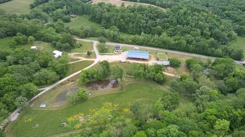 1 Bailey Springs Rd, Lawrenceburg, TN 38464