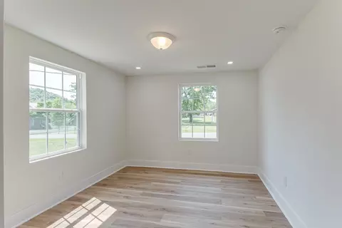 105 Main St, Normandy, TN 37360 photo 12