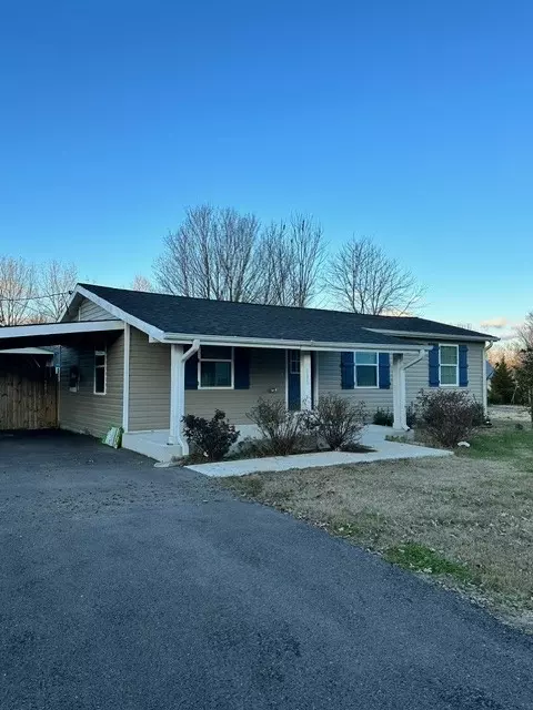 105 Main St, Normandy, TN 37360 photo 2