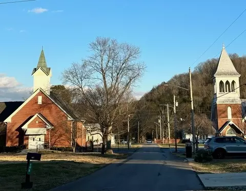 105 Main St, Normandy, TN 37360 photo 15