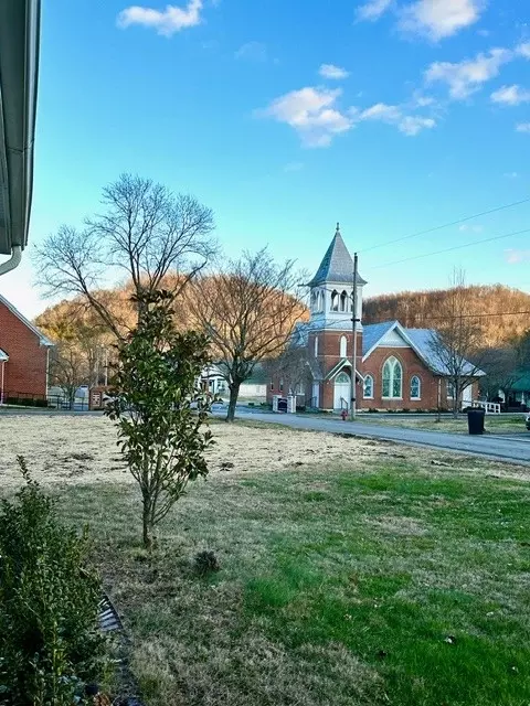 105 Main St, Normandy, TN 37360 photo 14