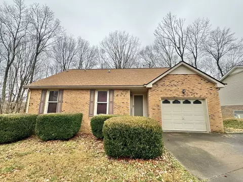 666 Beth Dr, Clarksville, TN 37042