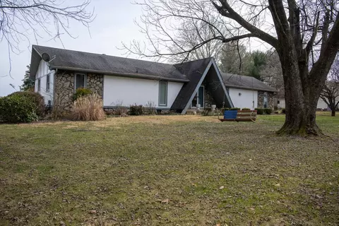 125 Brookview Dr, White House, TN 37188