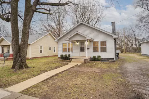 218 1st Ave, Murfreesboro, TN 37130