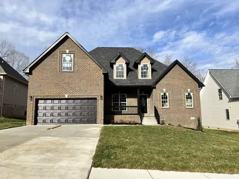 118 Jackbat Ct, Clarksville, TN 37043