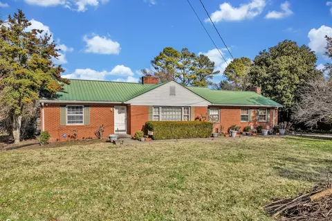 233 W End Hts, Lebanon, TN 37087