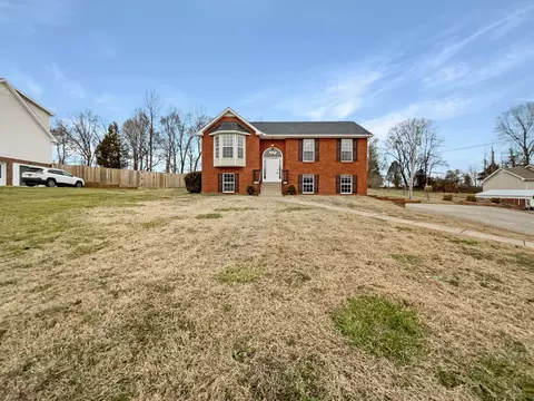 1026 Heatherwood Rd, Pleasant View, TN 37146