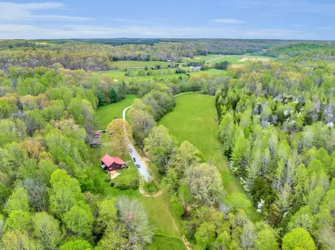 1286 Bell Hollow Rd, Vanleer, TN 37181
