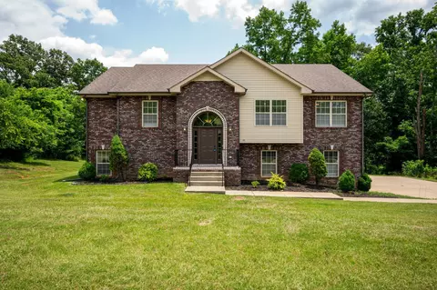 651 Wheeler Rd, Clarksville, TN 37040