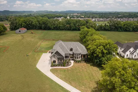 2622 Clayton Arnold Rd, Thompsons Station, TN 37179