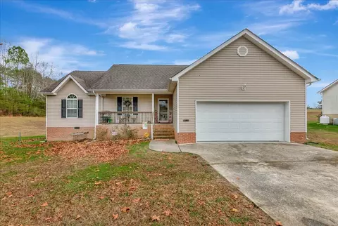 470 E Teems Rd, Ringgold, GA 30736 photo 2