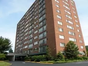 1414 Continental Dr #103, Chattanooga, TN 37405