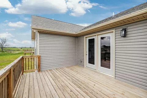 Exterior - 108 Reece Rd, Baxter, TN 38544 photo 7 of 9