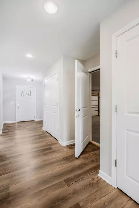 Entry Way - 108 Reece Rd, Baxter, TN 38544 photo 2 of 2