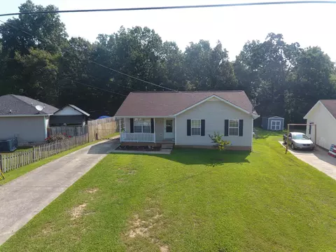 600 Woodhaven Dr, Clarksville, TN 37042