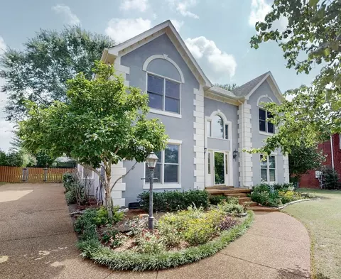 488 Ridgestone Dr, Franklin, TN 37064