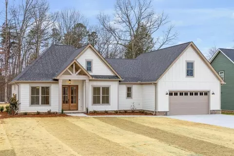 2626 Mowbray Pike, Soddy Daisy, TN 37379