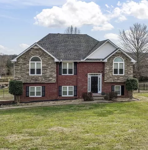 306 Michael Cir, Mount Juliet, TN 37122