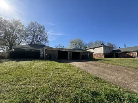 2203 Goldbrier Ln, Memphis, TN 38134