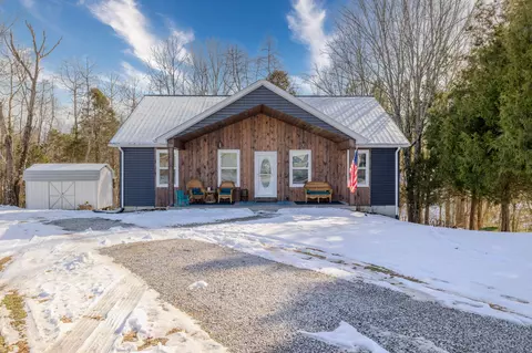 127 Sanders Ct, Brush Creek, TN 38547