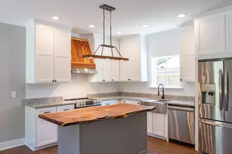 Kitchen - 981 Elm St, Eagleville, TN 37060 photo 1 of 3