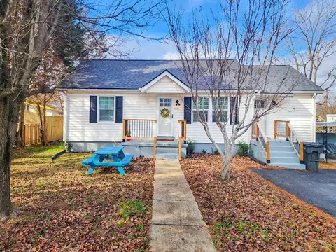 2104 Denham Ave, Columbia, TN 38401