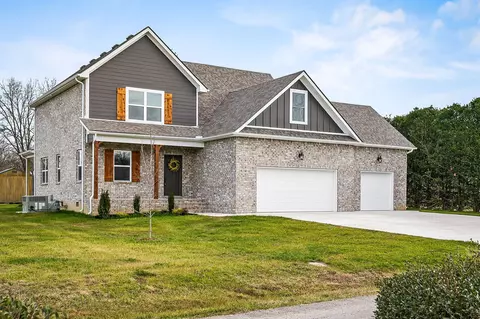 129 Briarwood Ln, Smithville, TN 37166