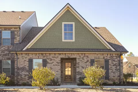 5623 Maples Retreat Dr, Murfreesboro, TN 37127